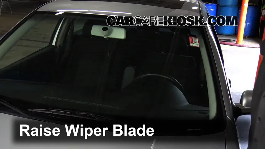 2001 Volkswagen Golf GTI GLS 1.8L 4 Cyl. Turbo Windshield Wiper Blade (Front)
